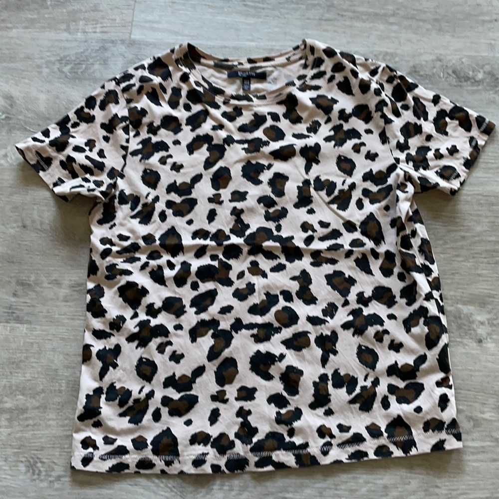 Brunette Leopard Tee